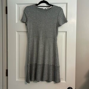 Gap dress. Never got around to wearing it excellent condition.